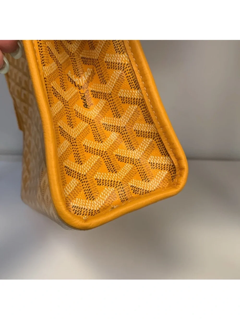 100% Authentic Goyard Yellow Geometric Pattern Bag . Amazing Condition !
